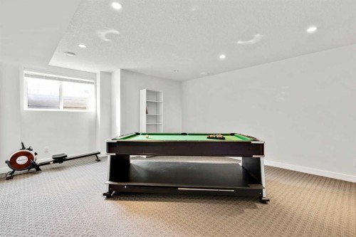 2728 Cochrane Road Nw, Calgary, AB - Indoor Photo Showing Other Room