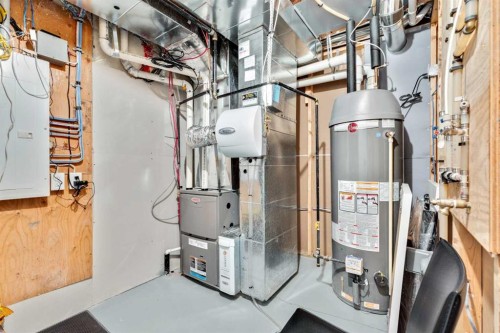 2728 Cochrane Road Nw, Calgary, AB - Indoor Photo Showing Basement