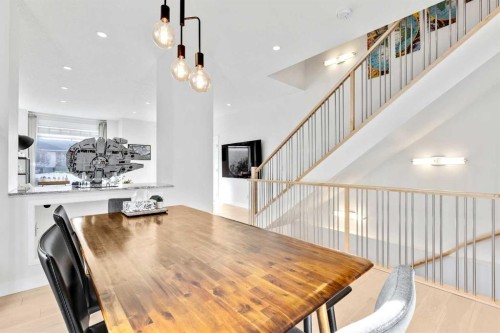 2728 Cochrane Road Nw, Calgary, AB - Indoor