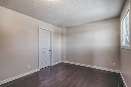 23 Cheltenham Road Nw, Calgary, AB - Indoor Photo Showing Other Room
