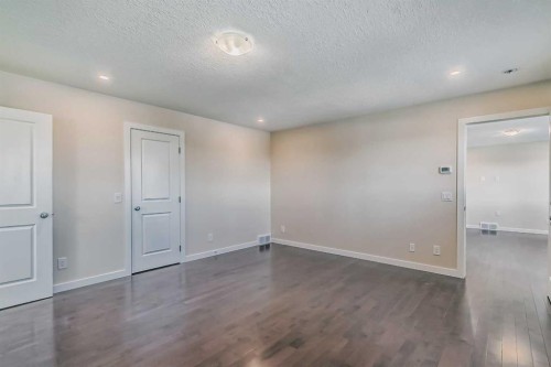 23 Cheltenham Road Nw, Calgary, AB - Indoor Photo Showing Other Room