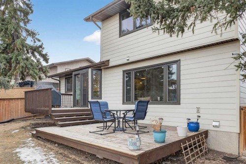 1480 Berkley Drive Nw, Calgary, AB - Outdoor With Deck Patio Veranda With Exterior