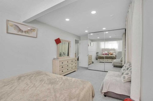 73 Covebrook Place Ne, Calgary, AB - Indoor Photo Showing Bedroom