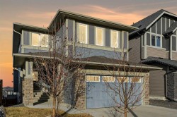 311 Hillcrest Heights SW Airdrie, AB T4B 4C1