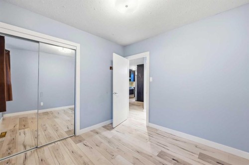 440 Foritana Road Se, Calgary, AB - Indoor Photo Showing Other Room