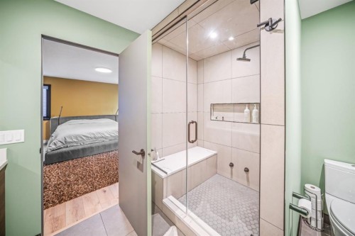 108 Lougheed Circle, Banff, AB - Indoor Photo Showing Bathroom