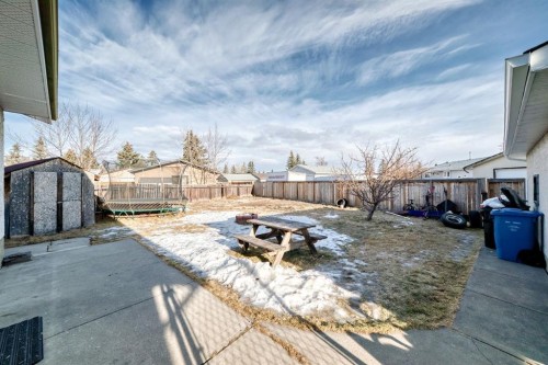 19 Malvern Place Ne, Calgary, AB - Outdoor