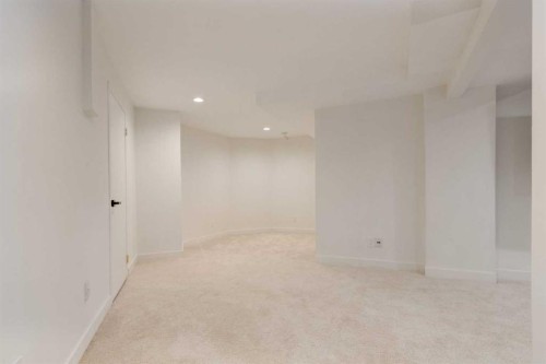113 Straddock Terrace Sw, Calgary, AB - Indoor Photo Showing Other Room