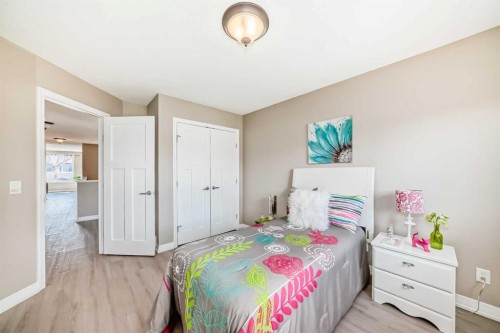 77 Chaparral Valley Grove Se, Calgary, AB - Indoor Photo Showing Bedroom
