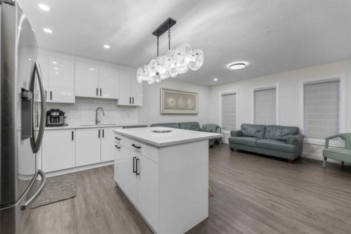 10532 Cityscape Drive Ne, Calgary, AB - Indoor Photo Showing Kitchen