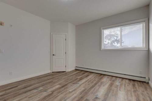 304-1606 4 Street Nw, Calgary, AB - Indoor Photo Showing Other Room