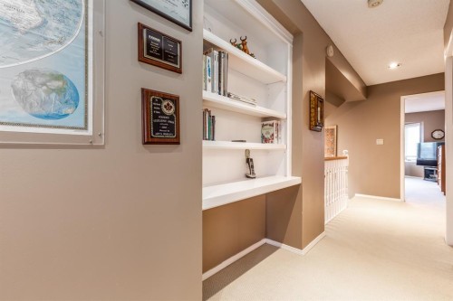 63 Edgeridge Court Nw, Calgary, AB - Indoor Photo Showing Other Room