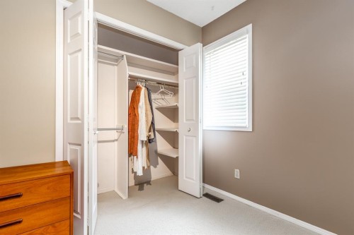 63 Edgeridge Court Nw, Calgary, AB - Indoor