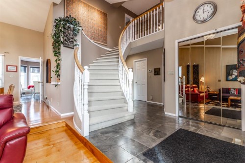63 Edgeridge Court Nw, Calgary, AB - Indoor