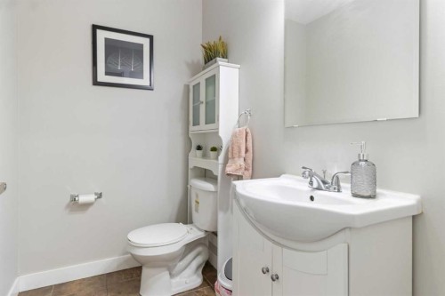 31 Bridlewood Road Sw, Calgary, AB - Indoor Photo Showing Bathroom