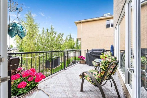 20 Sherwood Rise Nw, Calgary, AB - Outdoor With Exterior