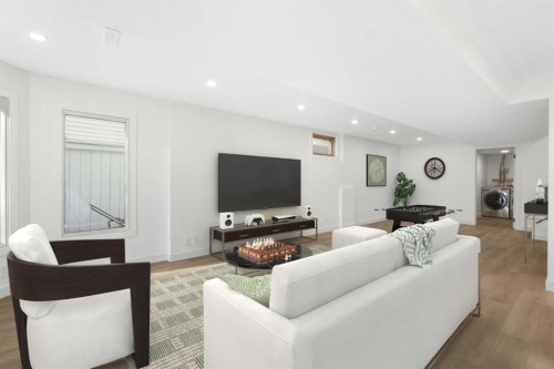 2213 31 Avenue Sw, Calgary, AB - Indoor