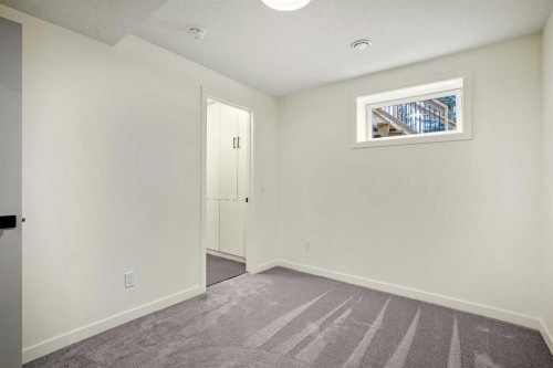 216 Oakridge Place Sw, Calgary, AB 