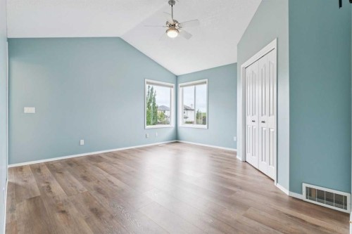 132 Citadel Meadow Bay Nw, Calgary, AB - Indoor Photo Showing Other Room