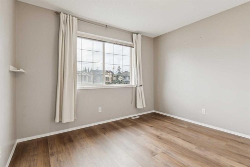 132 Citadel Meadow Bay Nw, Calgary, AB - Indoor Photo Showing Other Room