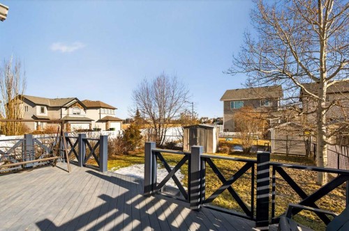 4 Cougarstone Square Sw, Calgary, AB - Outdoor