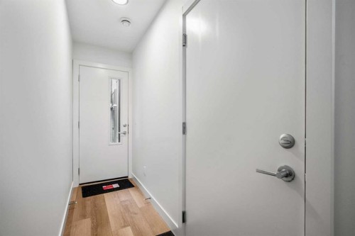 202-550 Seton Circle Se, Calgary, AB - Indoor