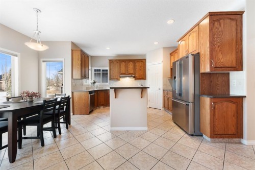 8 Heritage Cove, Heritage Pointe, AB - Indoor