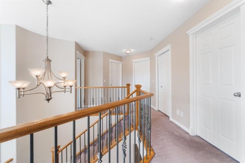 8 Heritage Cove, Heritage Pointe, AB - Indoor Photo Showing Other Room