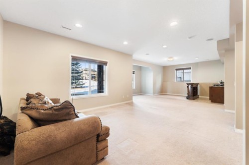 8 Heritage Cove, Heritage Pointe, AB - Indoor