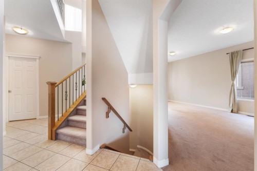 8 Heritage Cove, Heritage Pointe, AB - Indoor Photo Showing Other Room