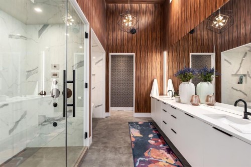 411 Cliffe Avenue Sw, Calgary, AB - Indoor Photo Showing Bathroom