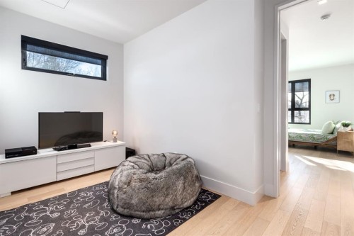 411 Cliffe Avenue Sw, Calgary, AB - Indoor