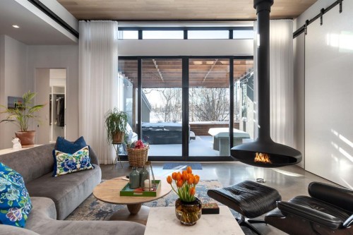 411 Cliffe Avenue Sw, Calgary, AB - Indoor