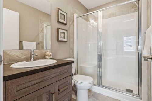 61 Nolancrest Gate Nw, Calgary, AB - Indoor Photo Showing Bathroom