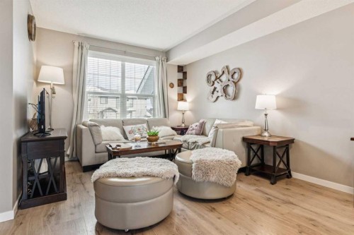 61 Nolancrest Gate Nw, Calgary, AB - Indoor Photo Showing Living Room