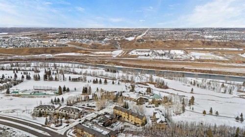403 Valley Ridge Manor Nw, Calgary, AB 