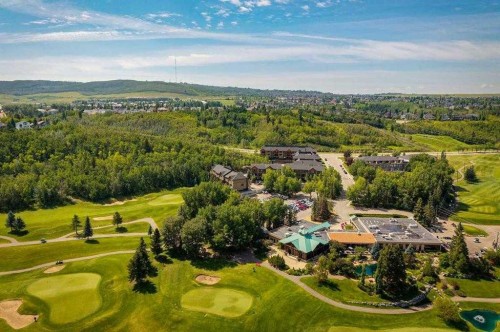 403 Valley Ridge Manor Nw, Calgary, AB 