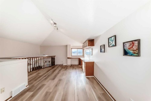 110 Somerglen Road Sw, Calgary, AB - Indoor Photo Showing Other Room