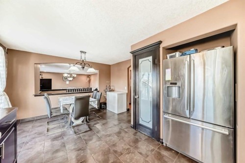 7160 Temple Drive Ne, Calgary, AB - Indoor