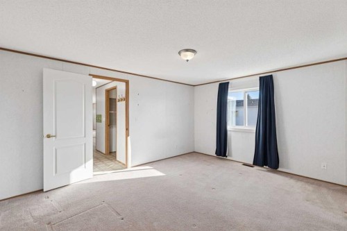 1909 29 Avenue, Nanton, AB - Indoor Photo Showing Other Room