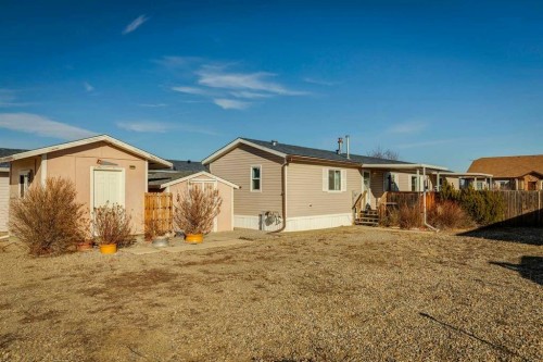 1909 29 Avenue, Nanton, AB - Outdoor