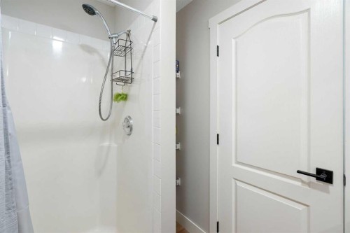 111 Woodside Circle Nw, Airdrie, AB 