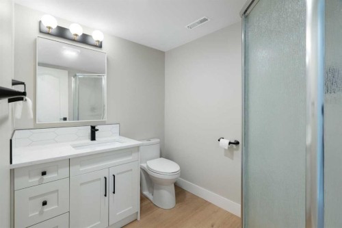 111 Woodside Circle Nw, Airdrie, AB 