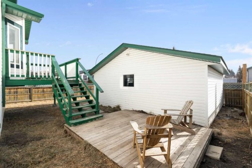 111 Woodside Circle Nw, Airdrie, AB 