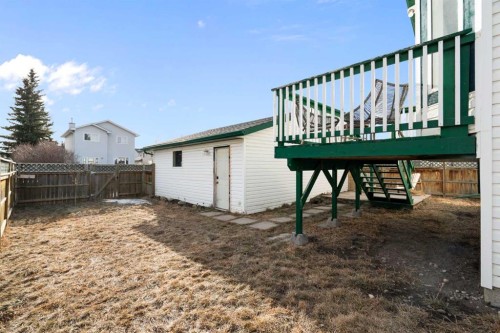 111 Woodside Circle Nw, Airdrie, AB 