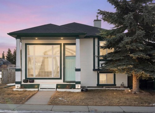 111 Woodside Circle Nw, Airdrie, AB 
