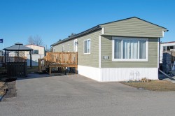 215 Polar Avenue NE High River, AB T1V 1J4