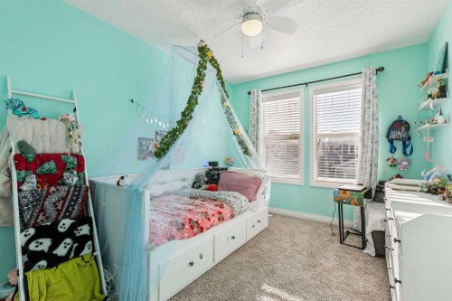 49 Sunset Manor, Cochrane, AB 