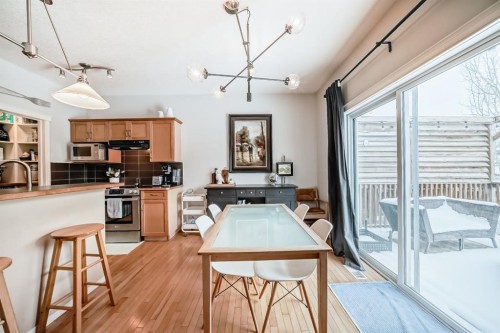936 Copperfield Boulevard Se, Calgary, AB - Indoor Photo Showing Kitchen
