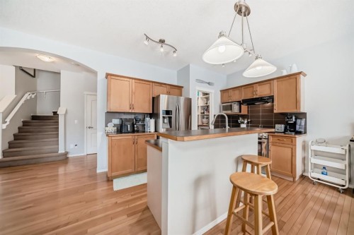 936 Copperfield Boulevard Se, Calgary, AB - Indoor Photo Showing Kitchen